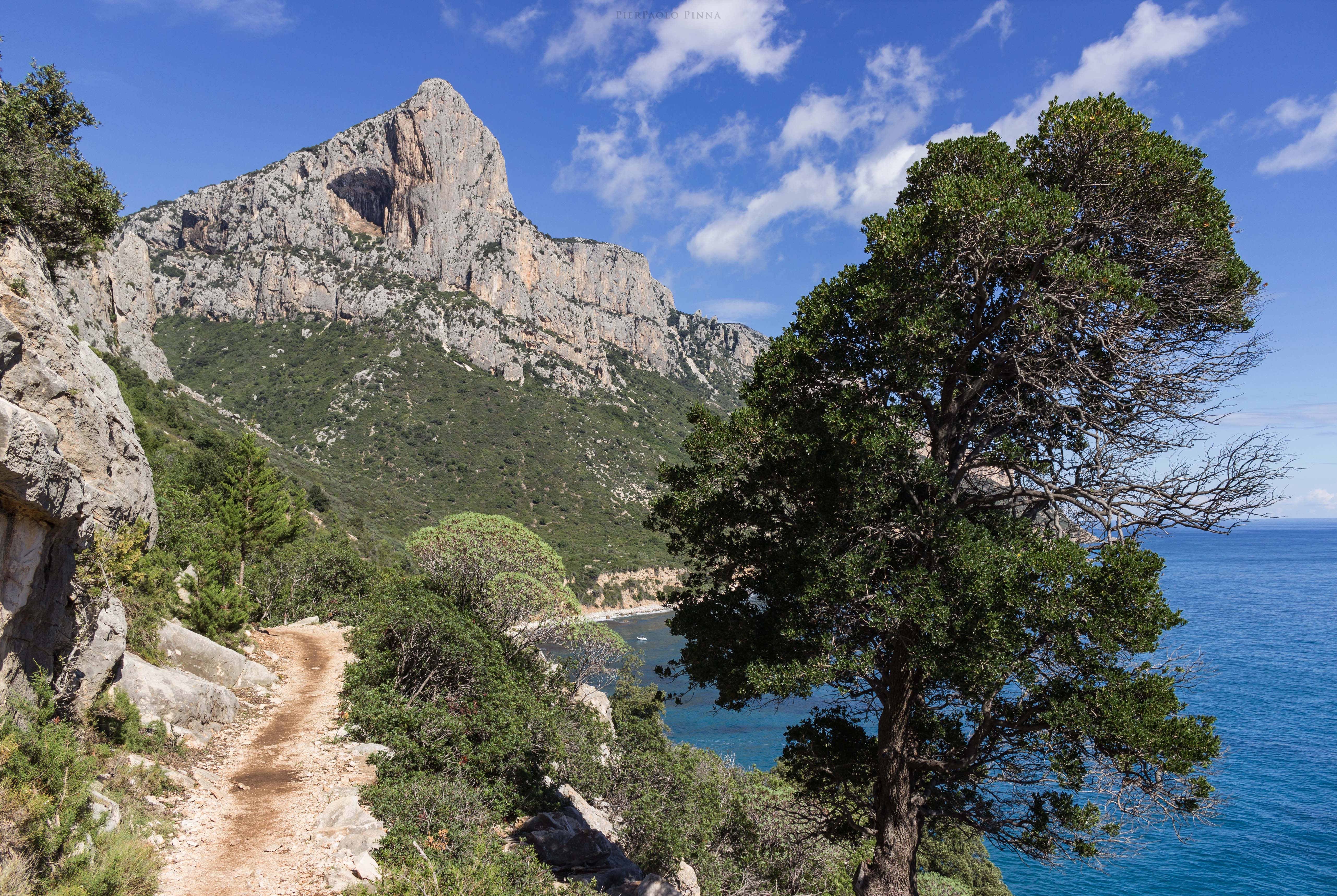 Easter trekking in Sardinia: Discover Ogliastra