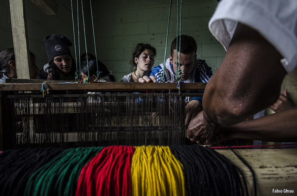 Mushuc Yuyai: taller artesanal de tejido 